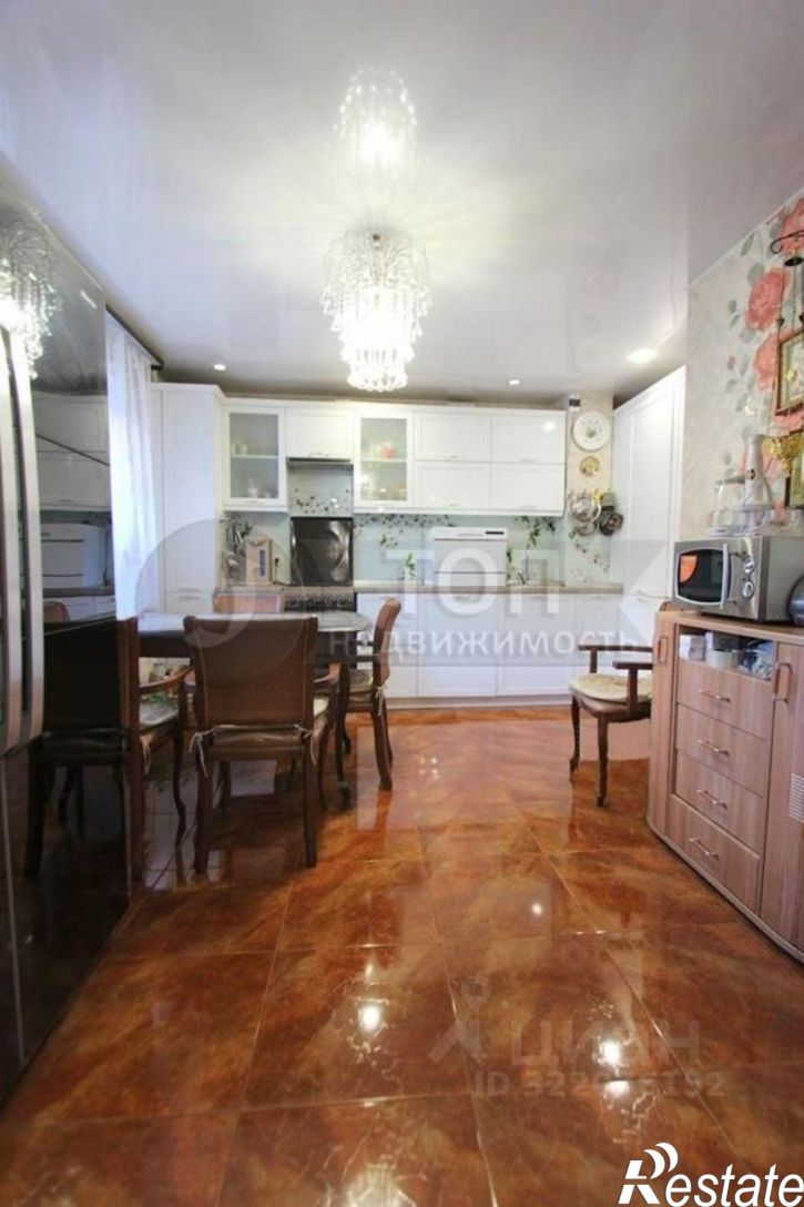 4-комн квартира улица Калинина, 89,  д. 89