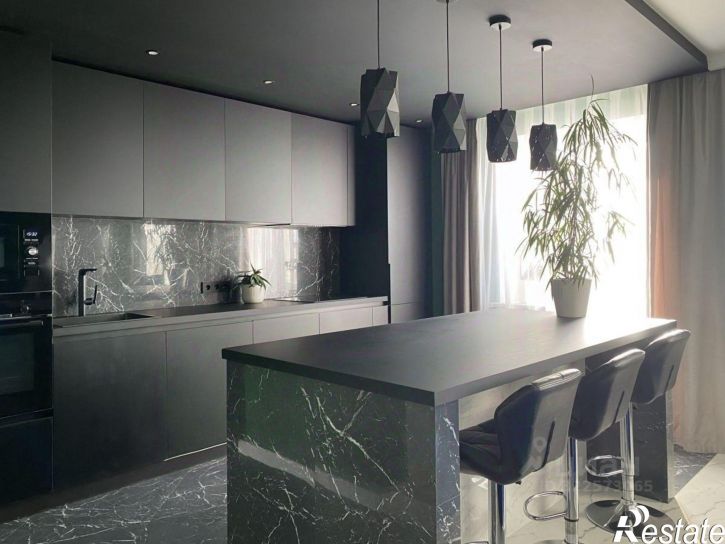 3-комн квартира ул Ново-Казанская, 15Б,  д. 15Б