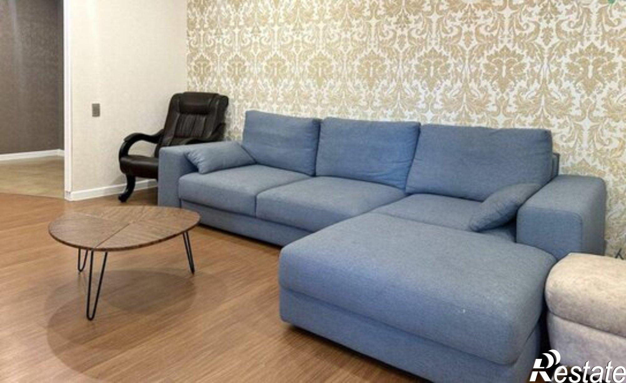 Купить квартиру за 12 000 000 рублей на ул Кулакова, 2