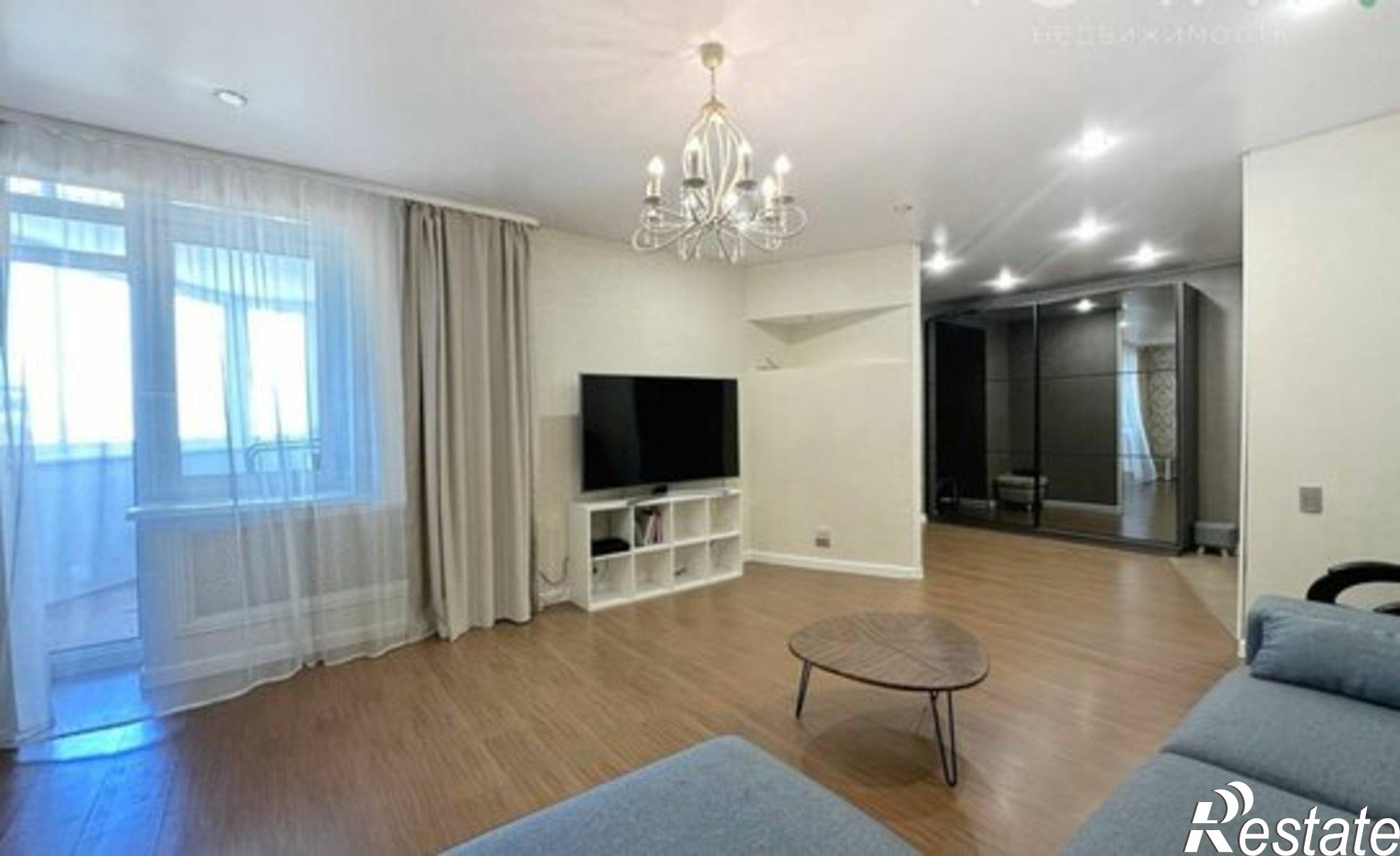 Купить квартиру за 12 000 000 рублей на ул Кулакова, 2