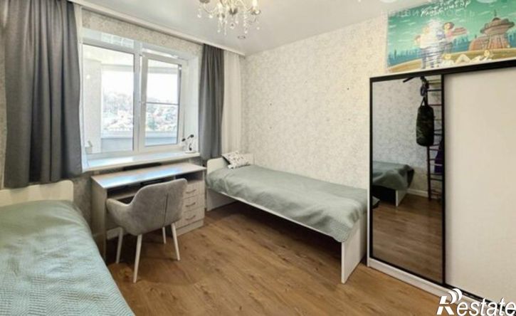 3-комн квартира ул Кулакова, 2,  д. 2