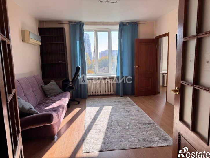 3-комн квартира улица Славы, 5,  д. 5