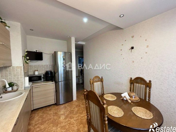 3-комн квартира ул Антонова, 5А,  д. 5А