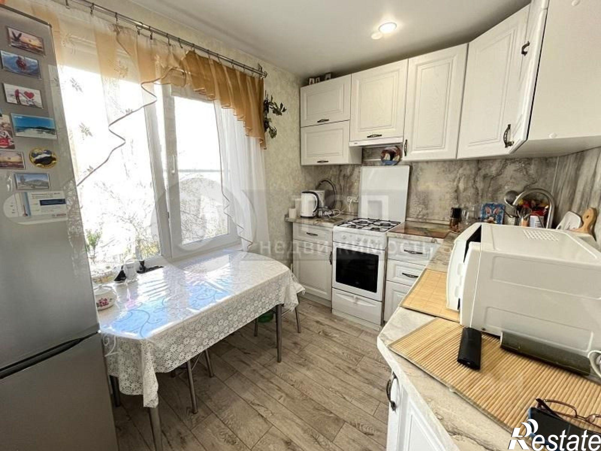 Купить квартиру за 4 690 000 рублей на ул Суворова, 162