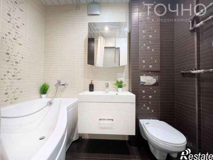 3-комн квартира ул Кулакова, 10,  д. 10