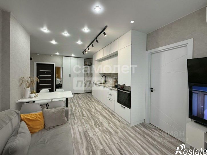 3-комн квартира улица Антонова, 5,  д. 5