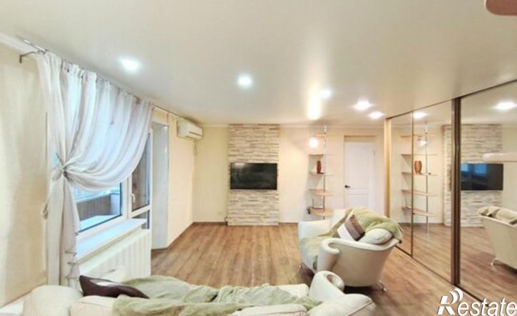 3-комн квартира ул Антонова, 15,  д. 15