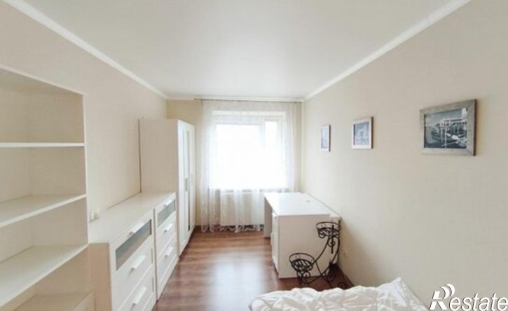 3-комн квартира ул Антонова, 15,  д. 15