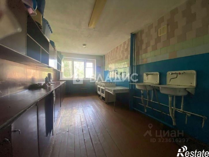 6-комн квартира пр-кт Победы, 80,  д. 80