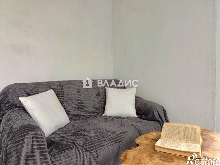 2-комн квартира улица 65-летия Победы, 32,  д. 32