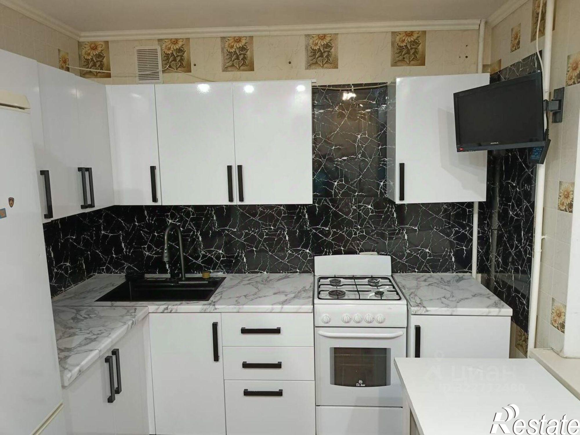 Купить квартиру за 5 450 000 рублей на проезд Онежский 1-й, 10