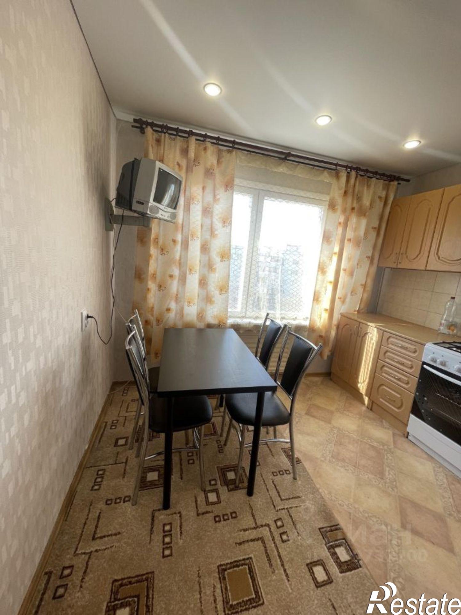 Сдать квартиру за 20 000 рублей на ул Ладожская, 33