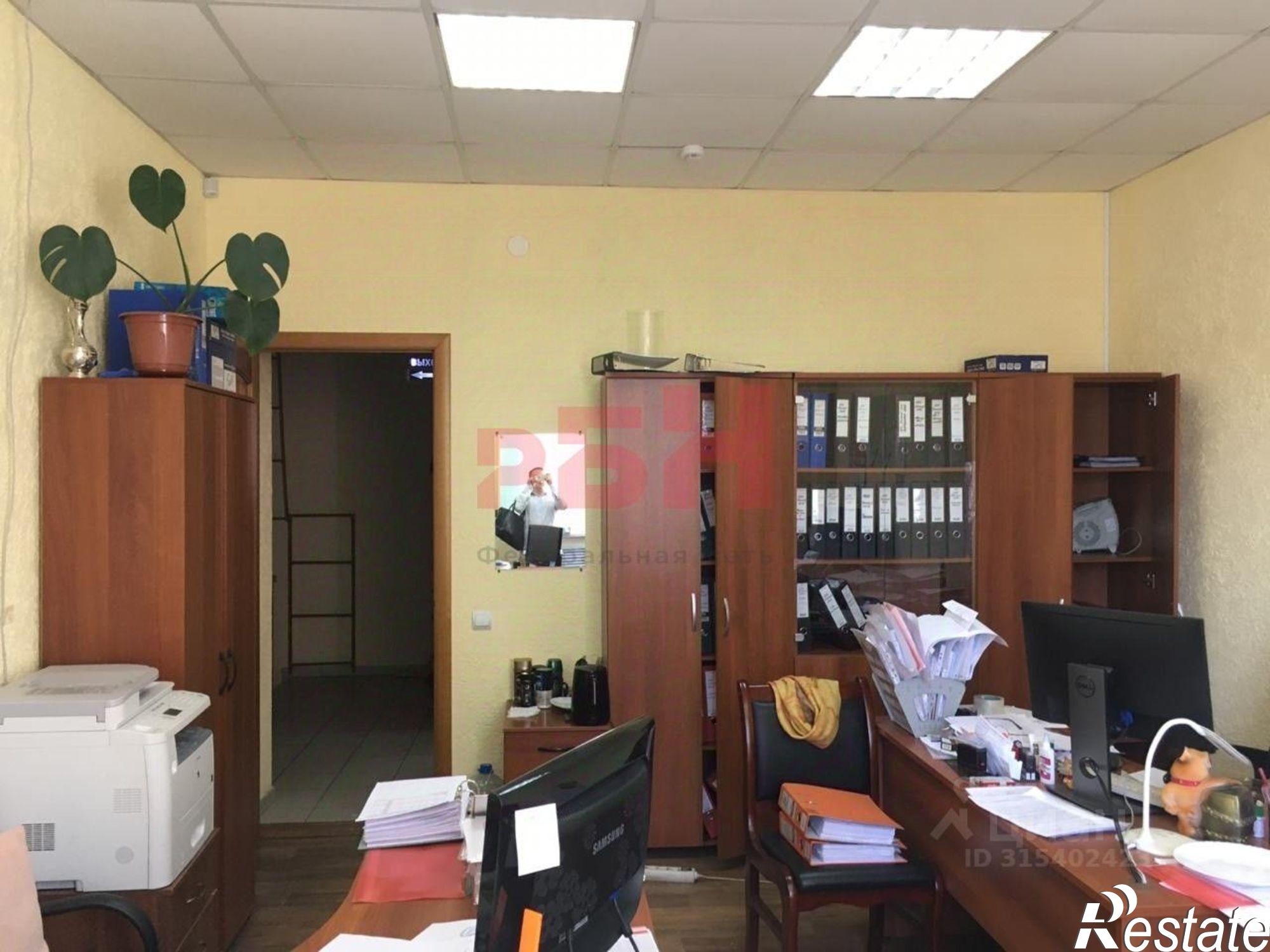 Купить офис, помещение под офис за 15 000 000 рублей на ул Кирова, 40