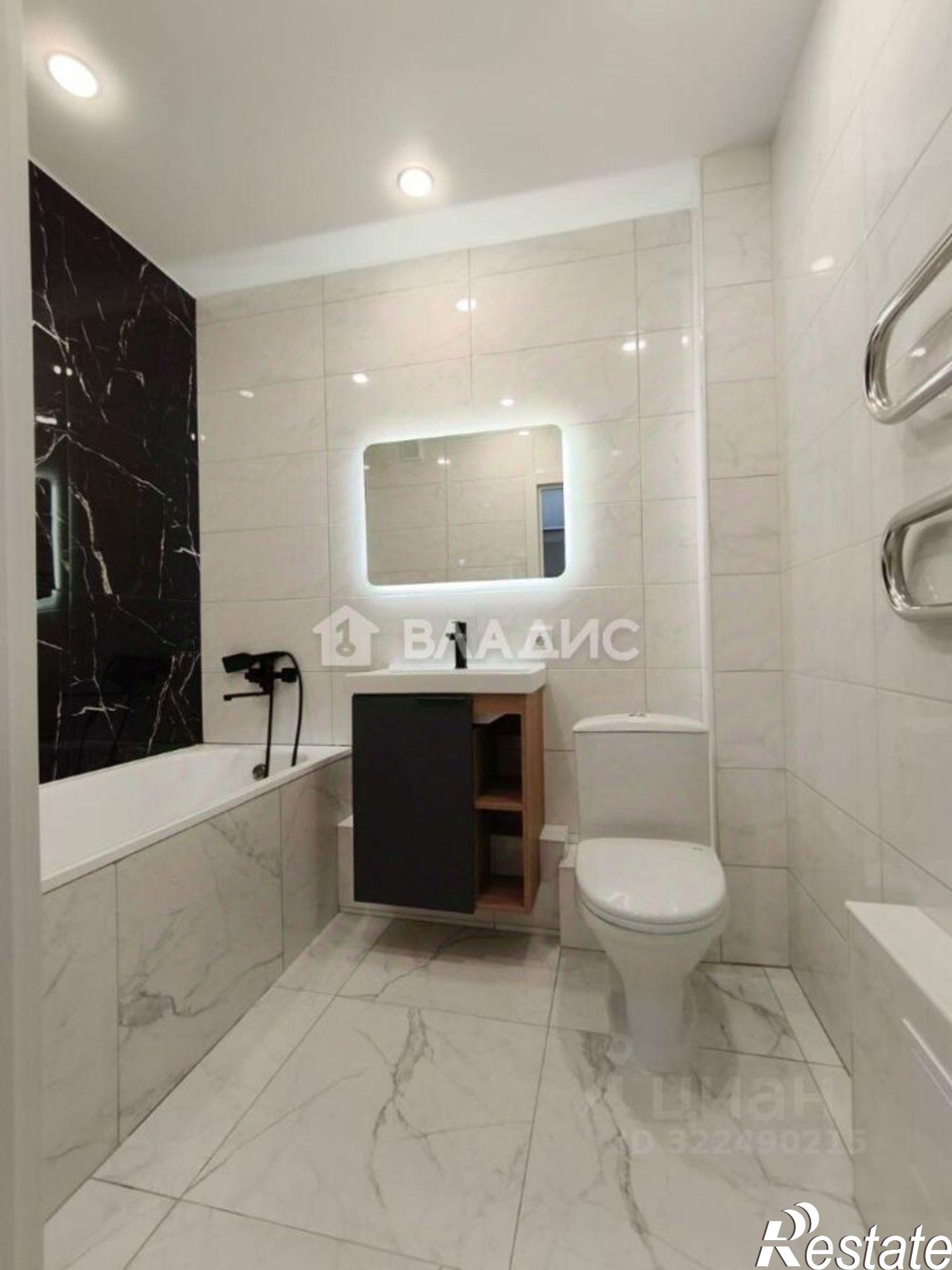 Купить квартиру за 4 290 000 рублей на ул Баталина, 29А 1