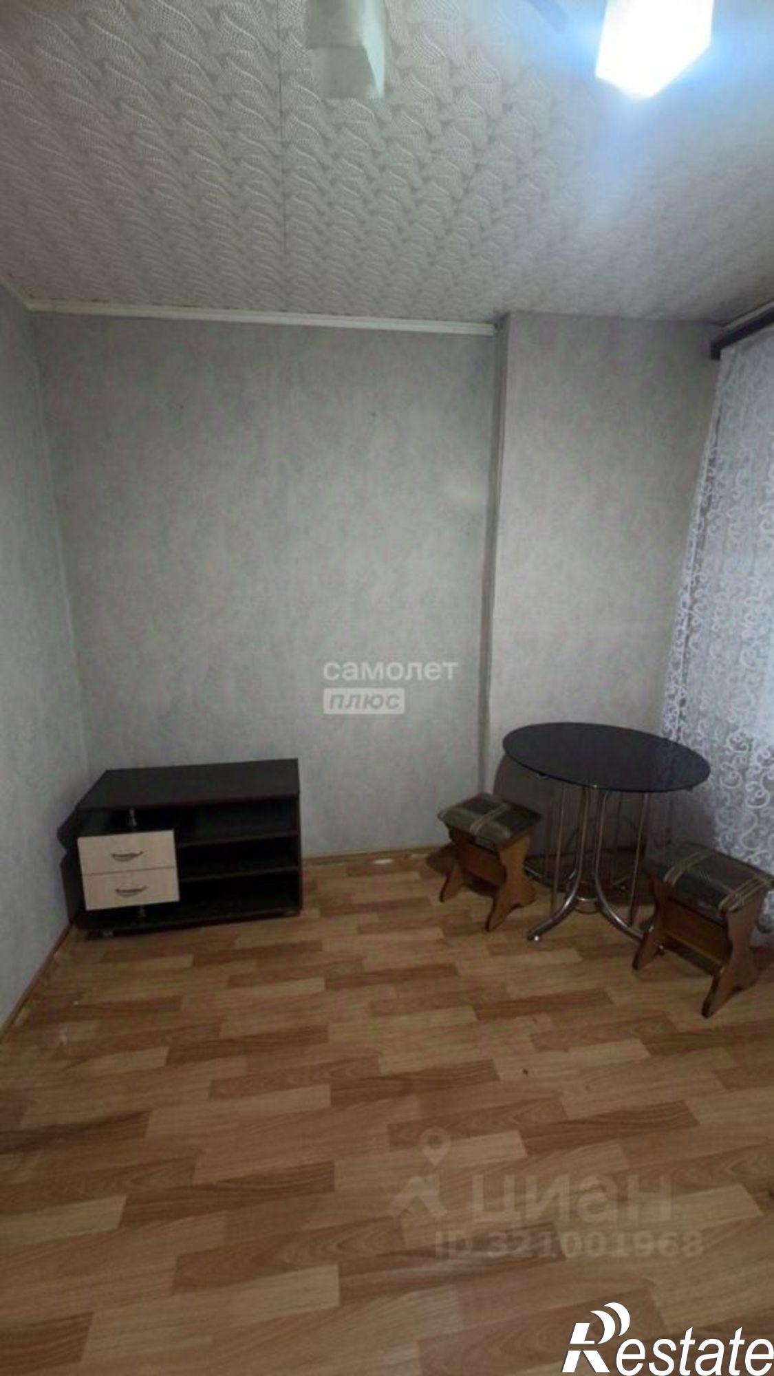 Купить комнату за 1 050 000 рублей на пр-кт Строителей, 3