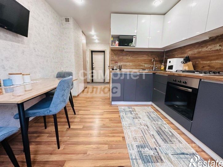 2-комн квартира улица Терновского, 156,  д. 156