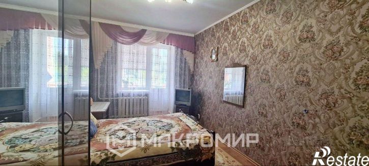 2-комн квартира улица Антонова, 16,  д. 16