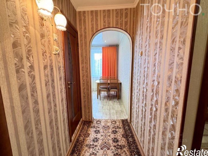 2-комн квартира проспект Строителей, 160,  д. 160