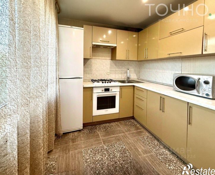 2-комн квартира ул Ладожская, 45,  д. 45