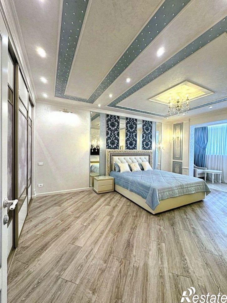 3-комн квартира ул Плеханова, 14,  д. 14