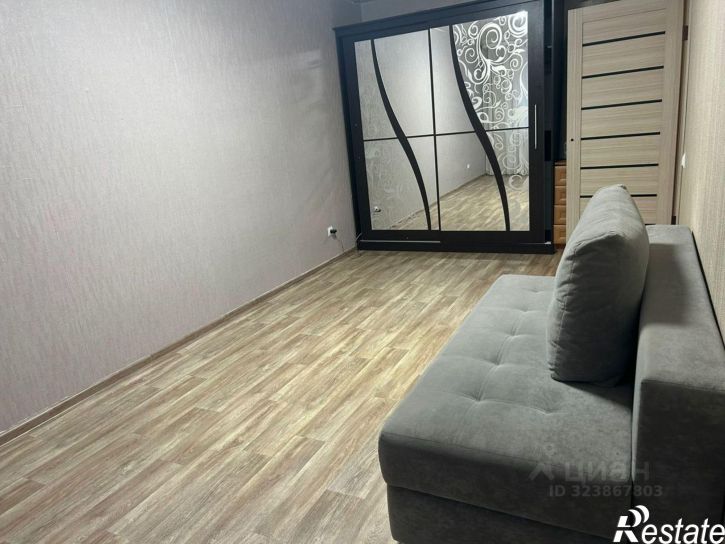 1-комн квартира ул Лавровой, 4,  д. 4