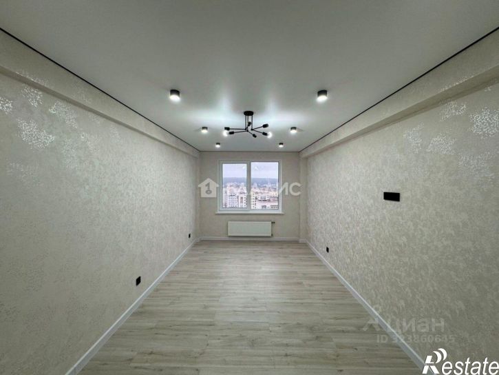 3-комн квартира ул Генерала Глазунова, 4,  д. 4