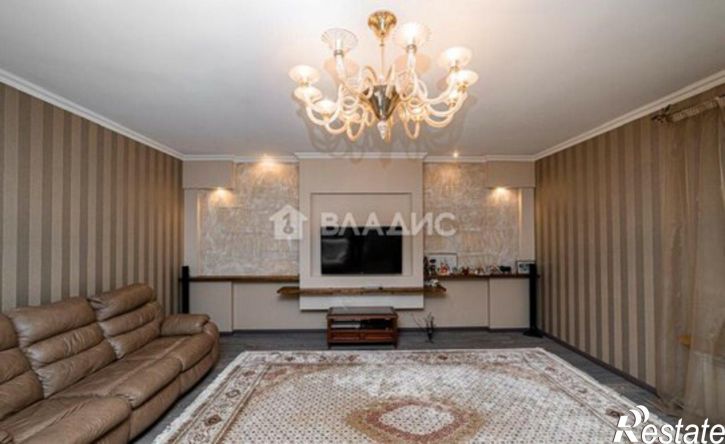 4-комн квартира ул Набережная реки Мойки, 41В,  д. 41В