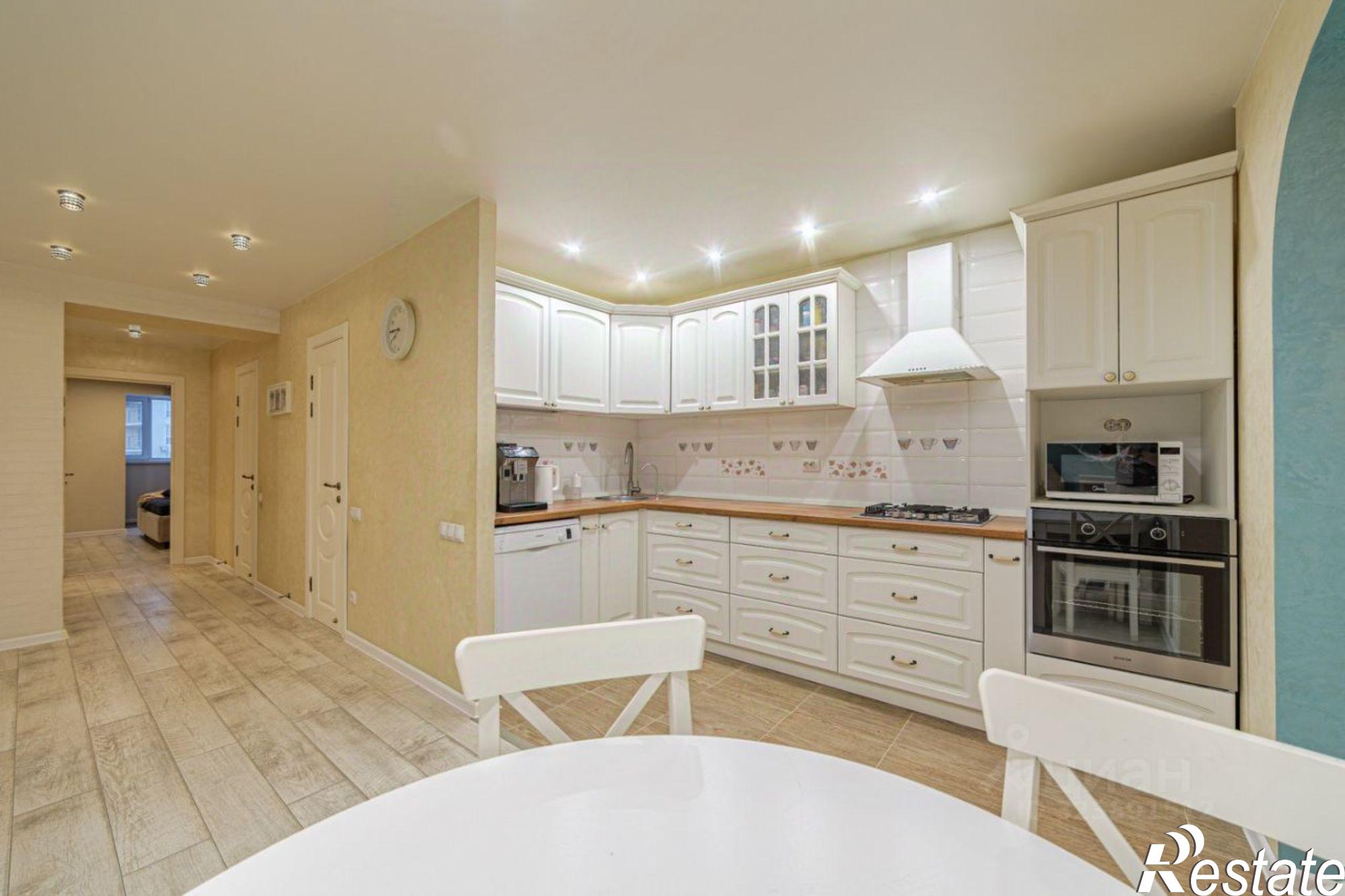 Купить квартиру за 9 000 000 рублей на ул Ново-Казанская, 4 Б