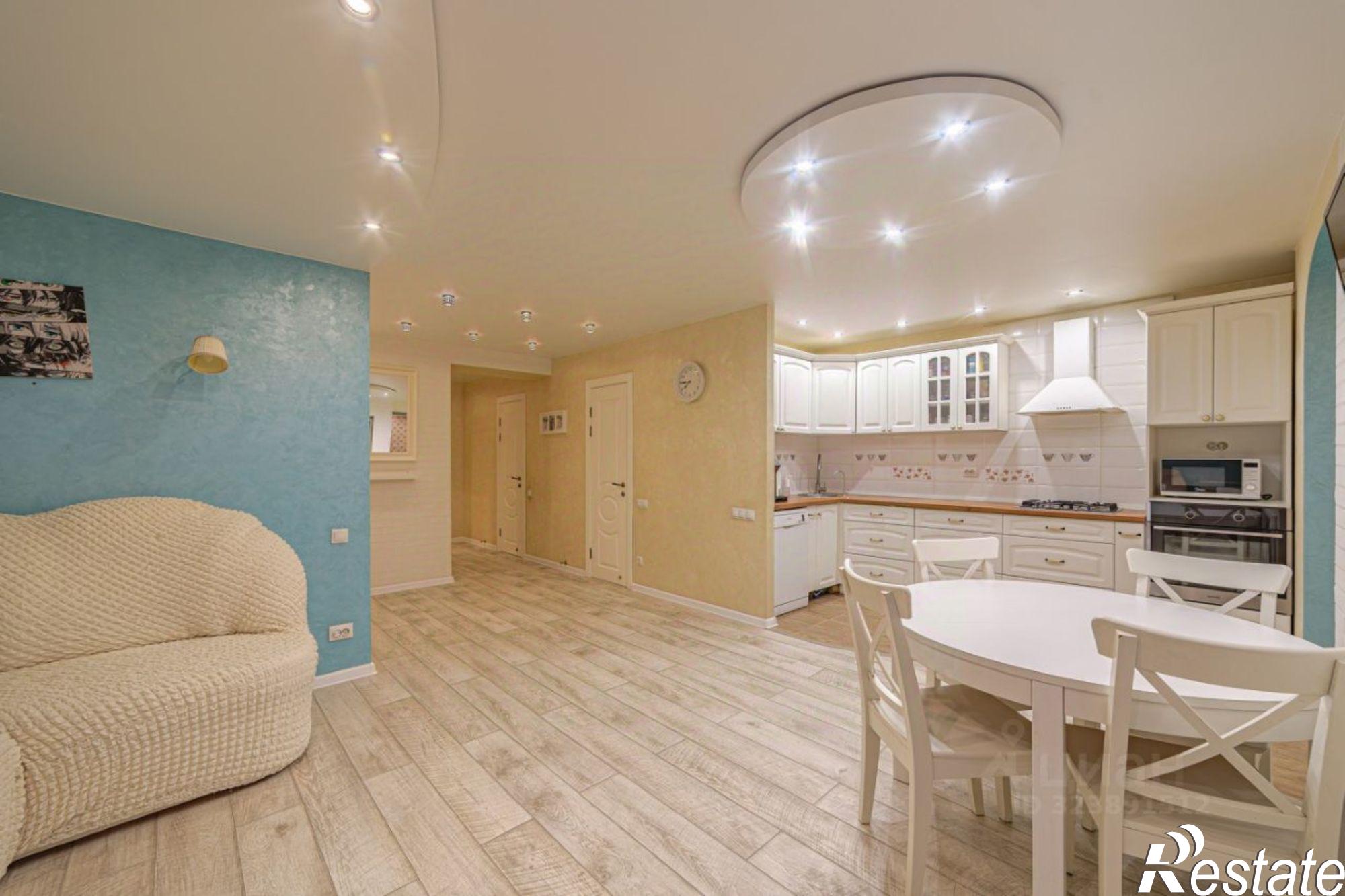 Купить квартиру за 9 000 000 рублей на ул Ново-Казанская, 4 Б