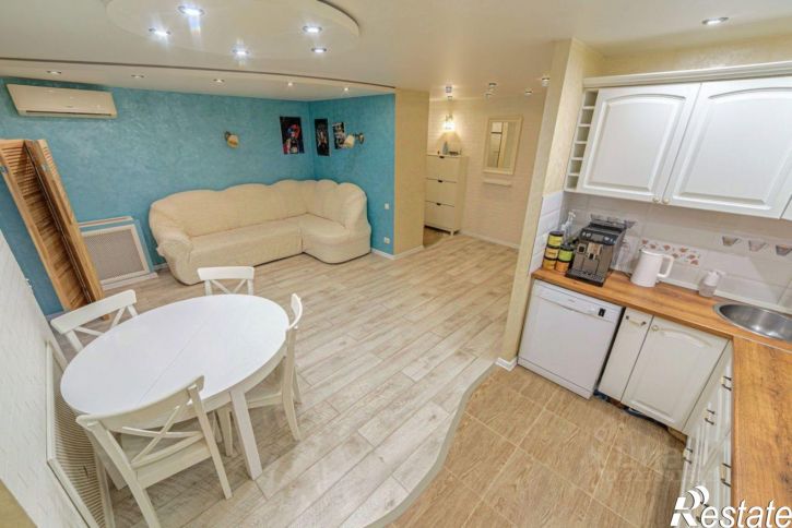 3-комн квартира ул Ново-Казанская, 4 Б,  д. 4 Б,  к. Б