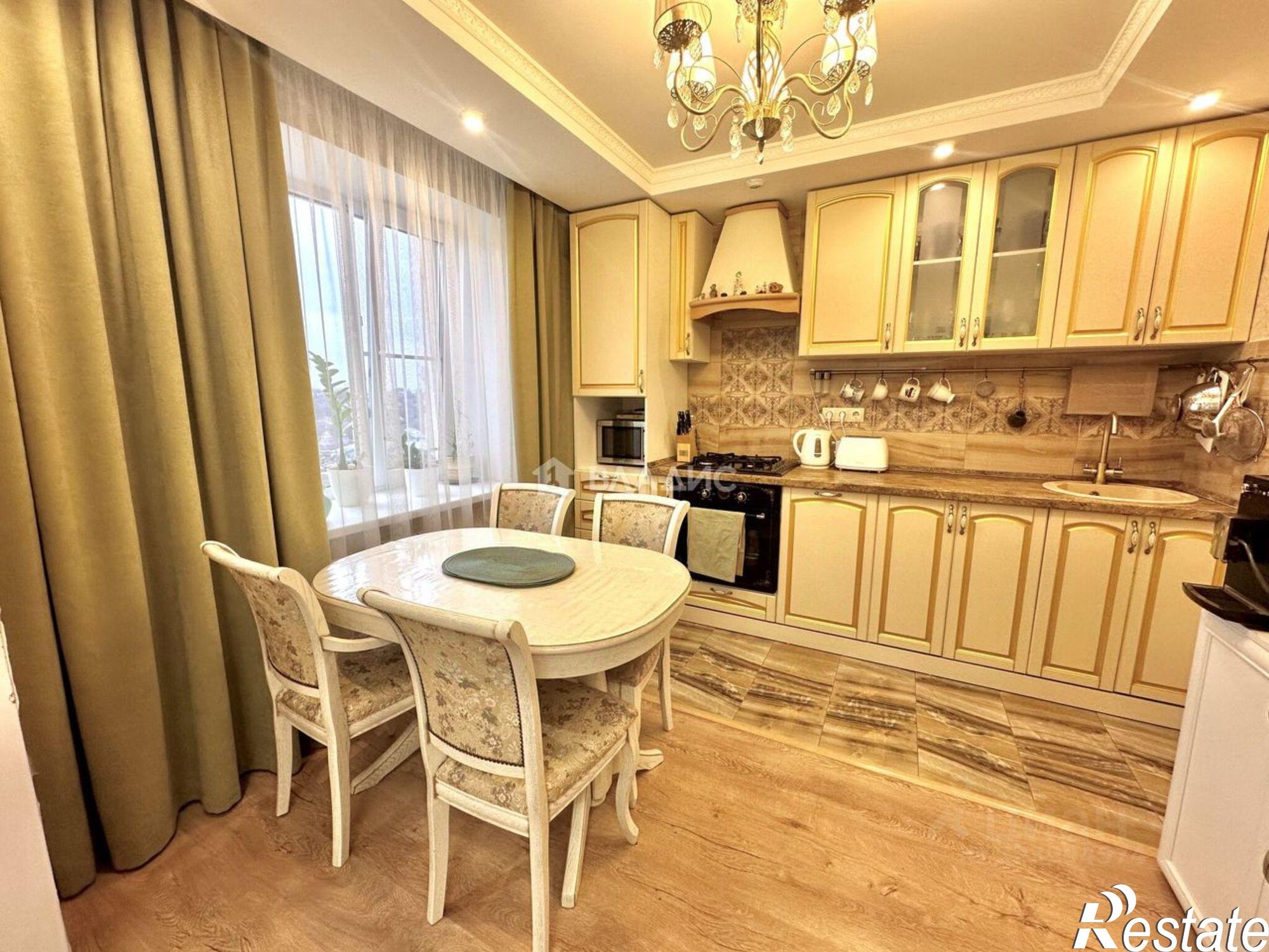 Купить квартиру за 8 300 000 рублей на ул Тепличная, 41