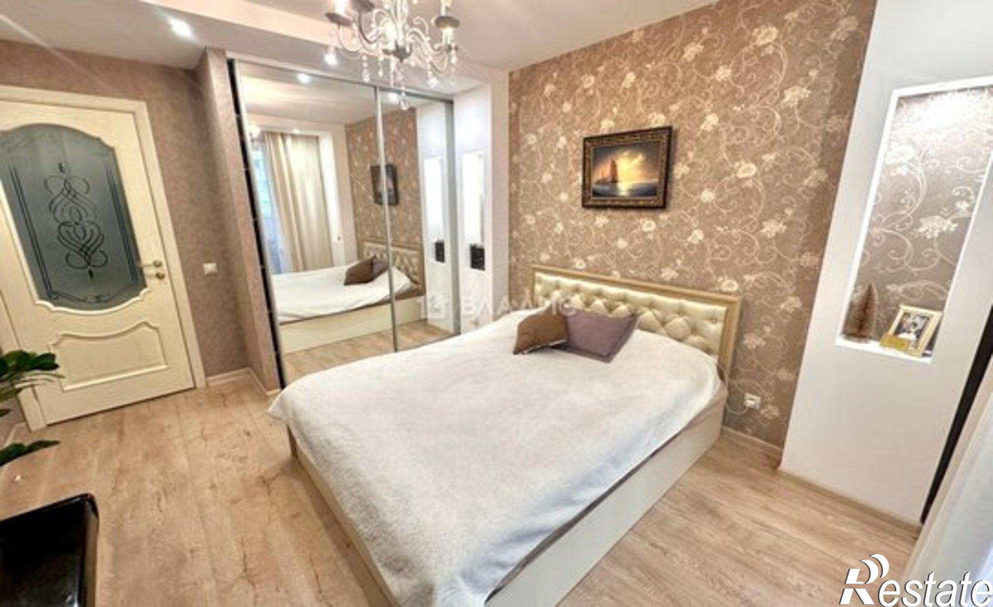 Купить квартиру за 8 300 000 рублей на ул Тепличная, 41