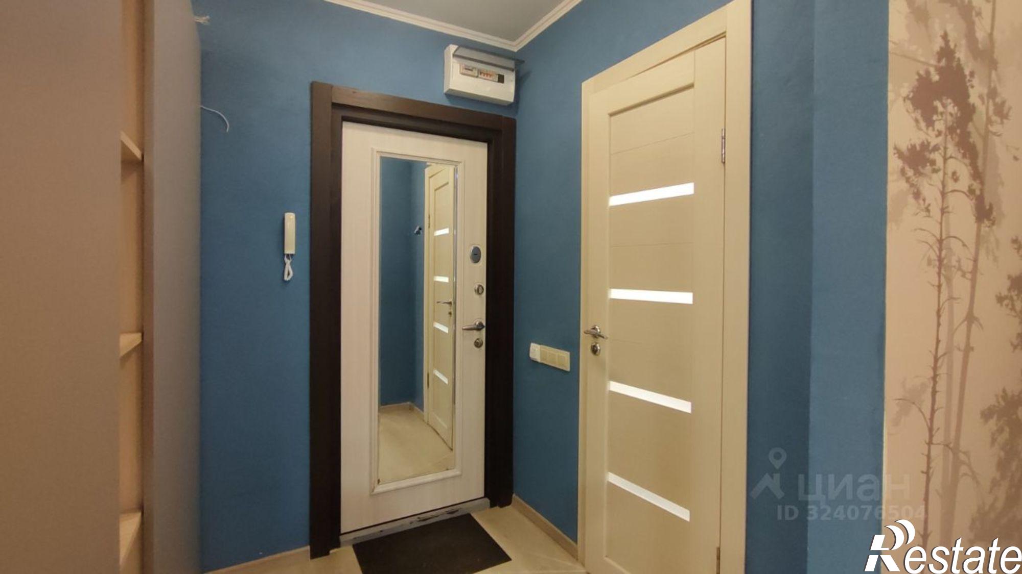 Купить квартиру за 3 500 000 рублей на Военный г-к, 205