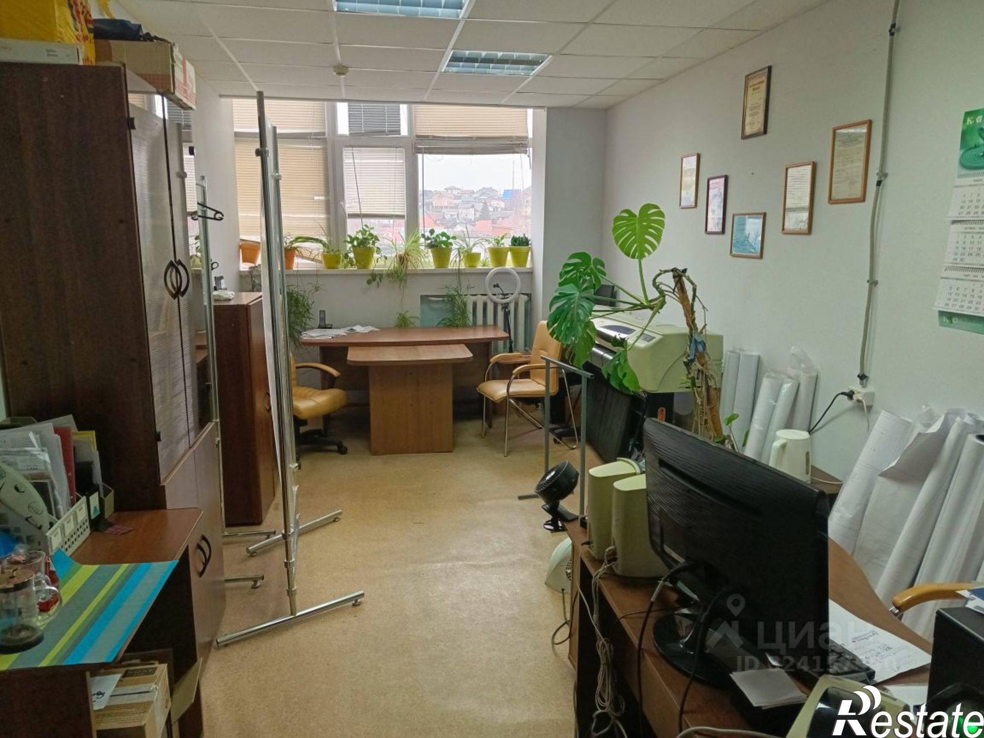 Сдать офис, помещение под офис за 15 000 рублей на ул Суворова, 225