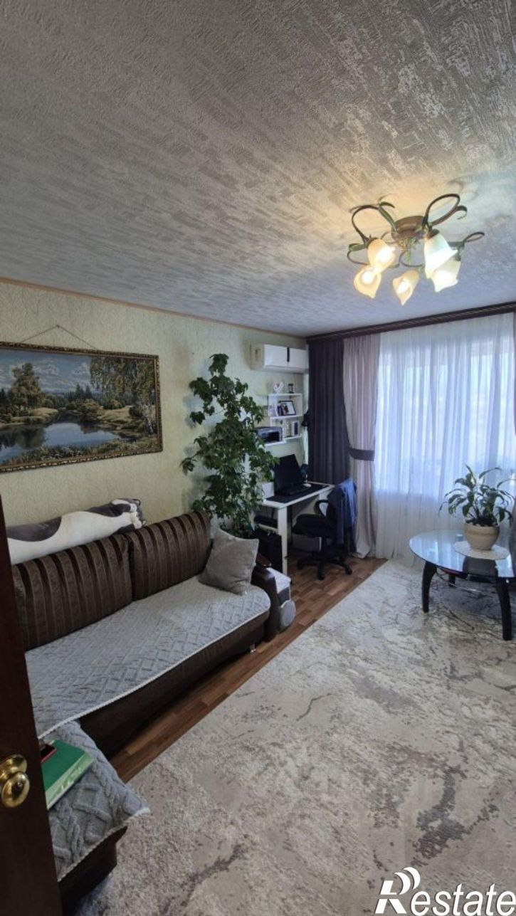 3-комн квартира пр-кт Победы, 111,  д. 111