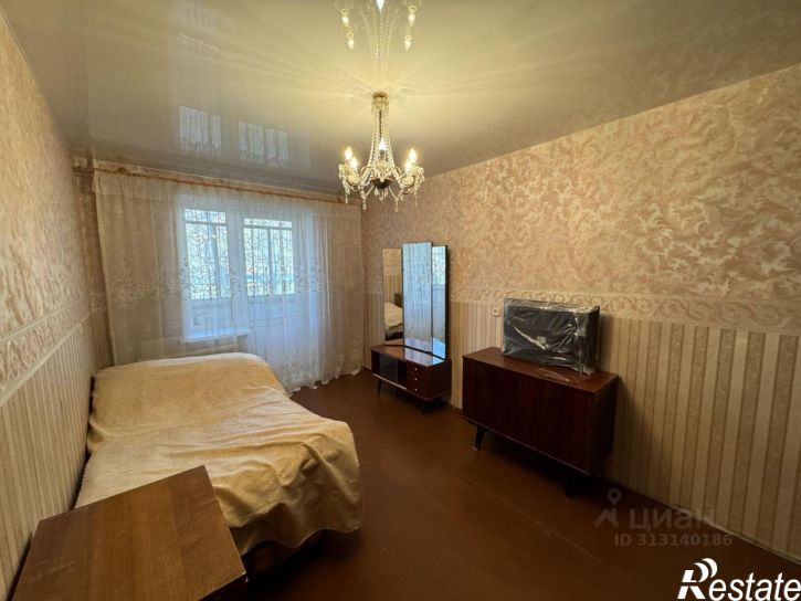 2-комн квартира пр-кт Победы, 150,  д. 150