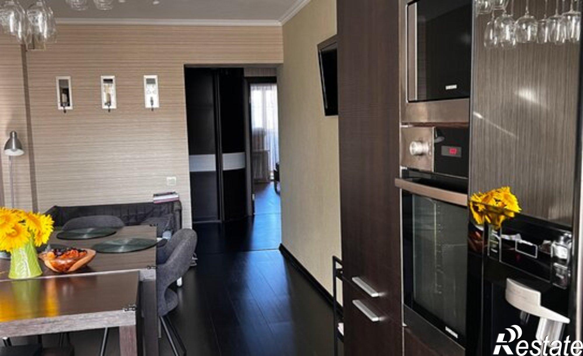 Купить квартиру за 8 500 000 рублей на ул 65-летия Победы, 1