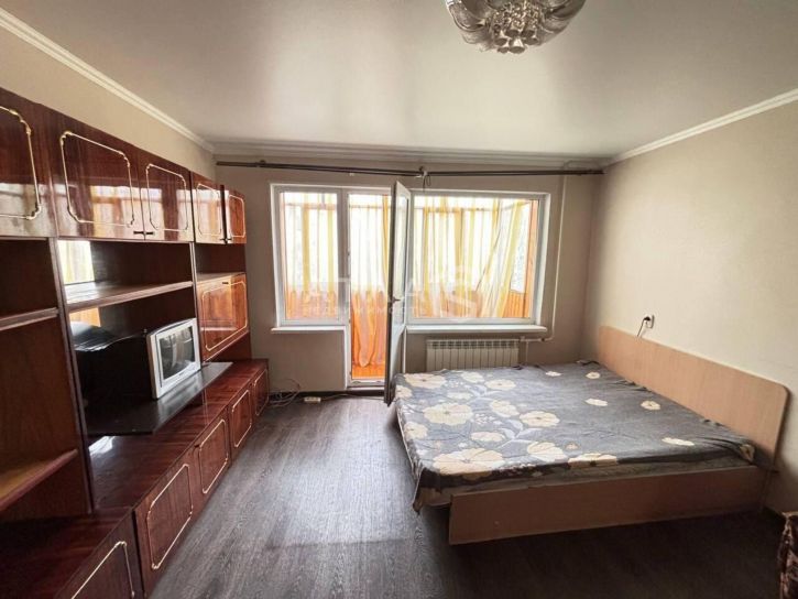 3-комн квартира Ладожская ул, 35