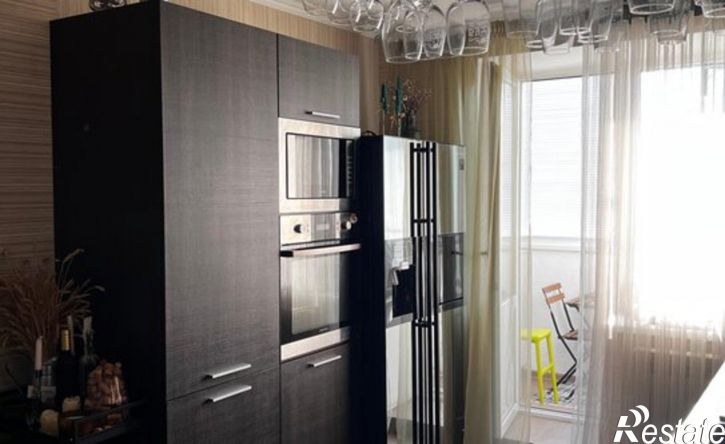 3-комн квартира ул 65-летия Победы, 1,  д. 1