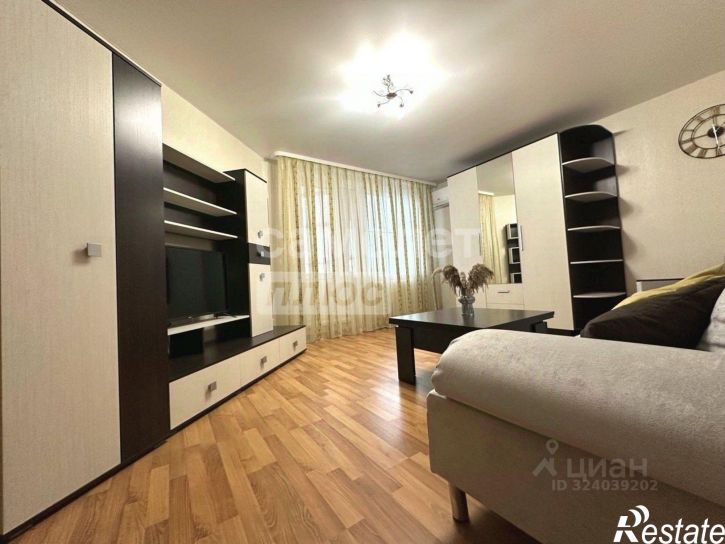 3-комн квартира ул Измайлова, 125,  д. 125