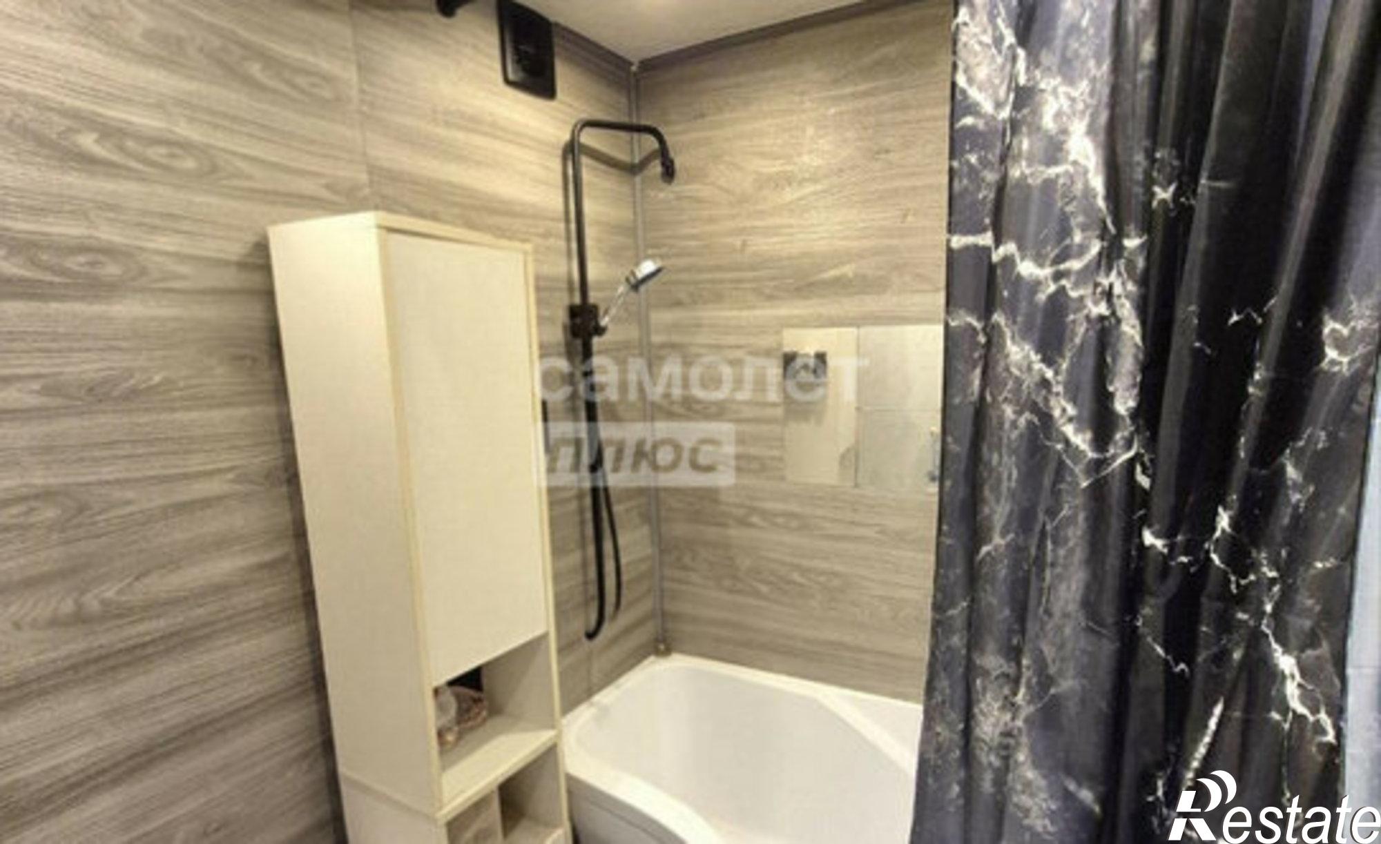 Купить квартиру за 4 000 000 рублей на ул Суворова, 141