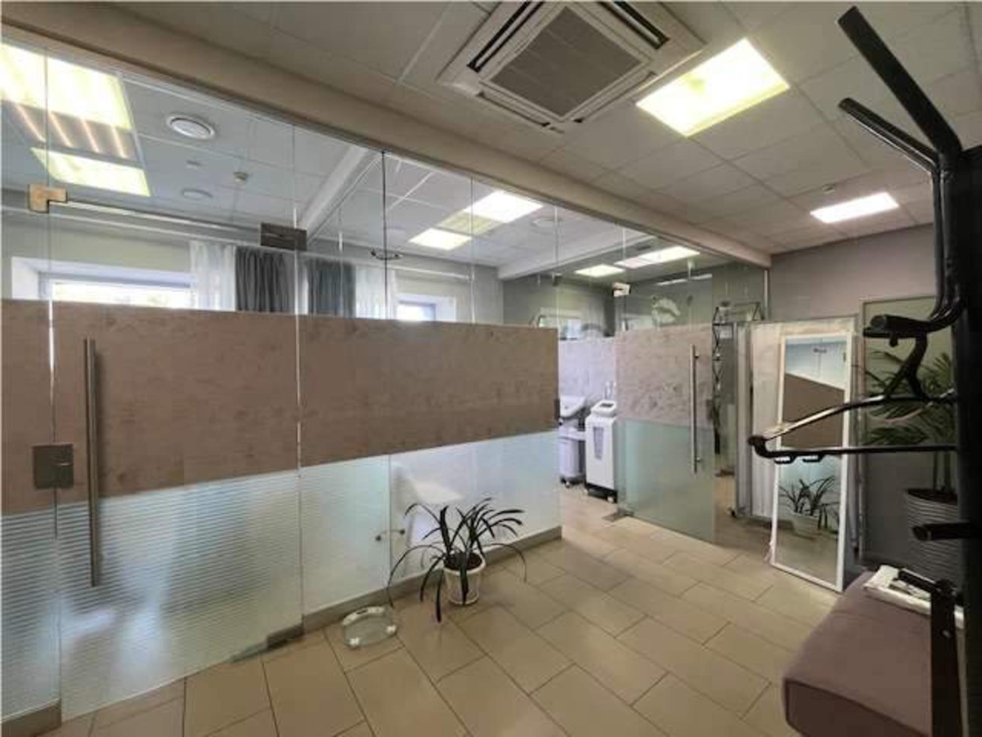 Сдать офис, помещение под офис за 682 946 рублей на Кураева улица, д.1А