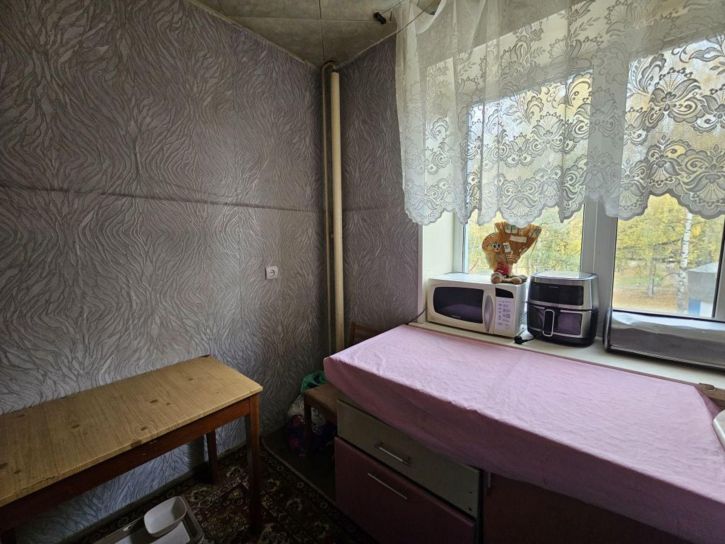 3-комн квартира Карпинского ул, 32