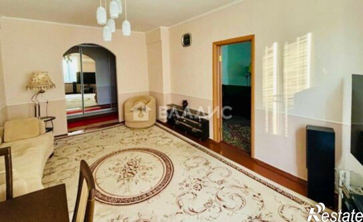 3-комн квартира ул Славы, 5,  д. 5