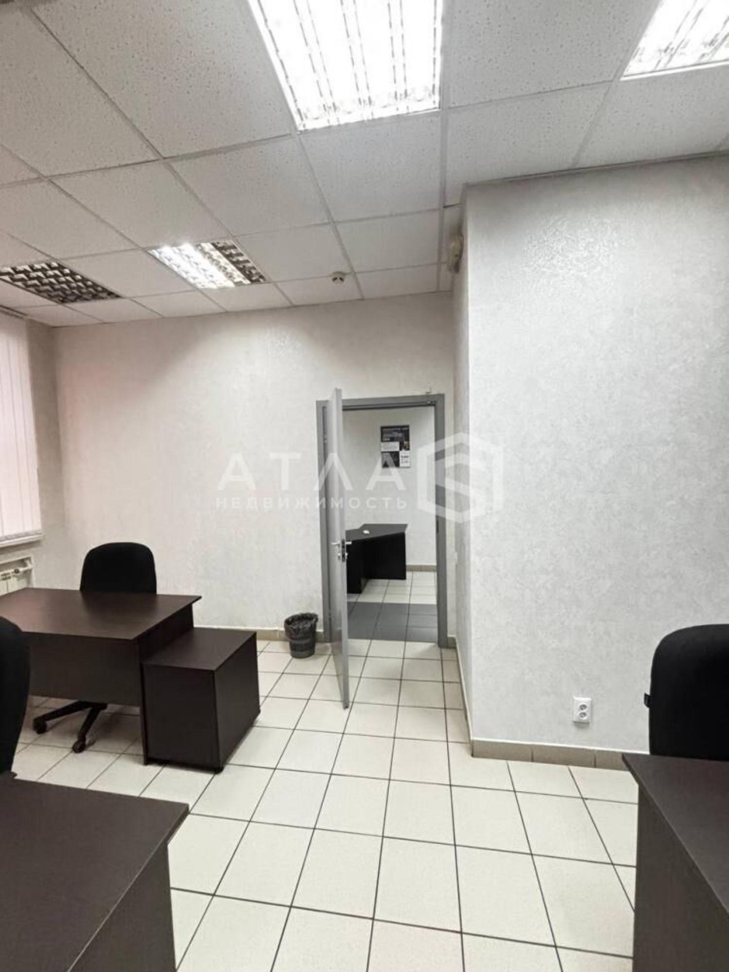 Сдать офис, помещение под офис за 42 000 рублей на Володарского ул, 22