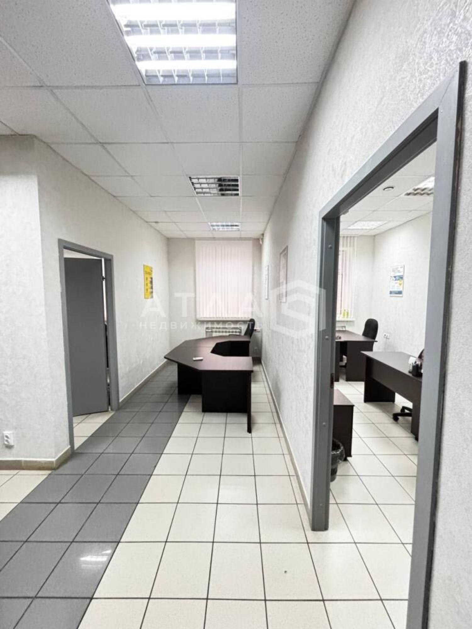 Сдать офис, помещение под офис за 42 000 рублей на Володарского ул, 22