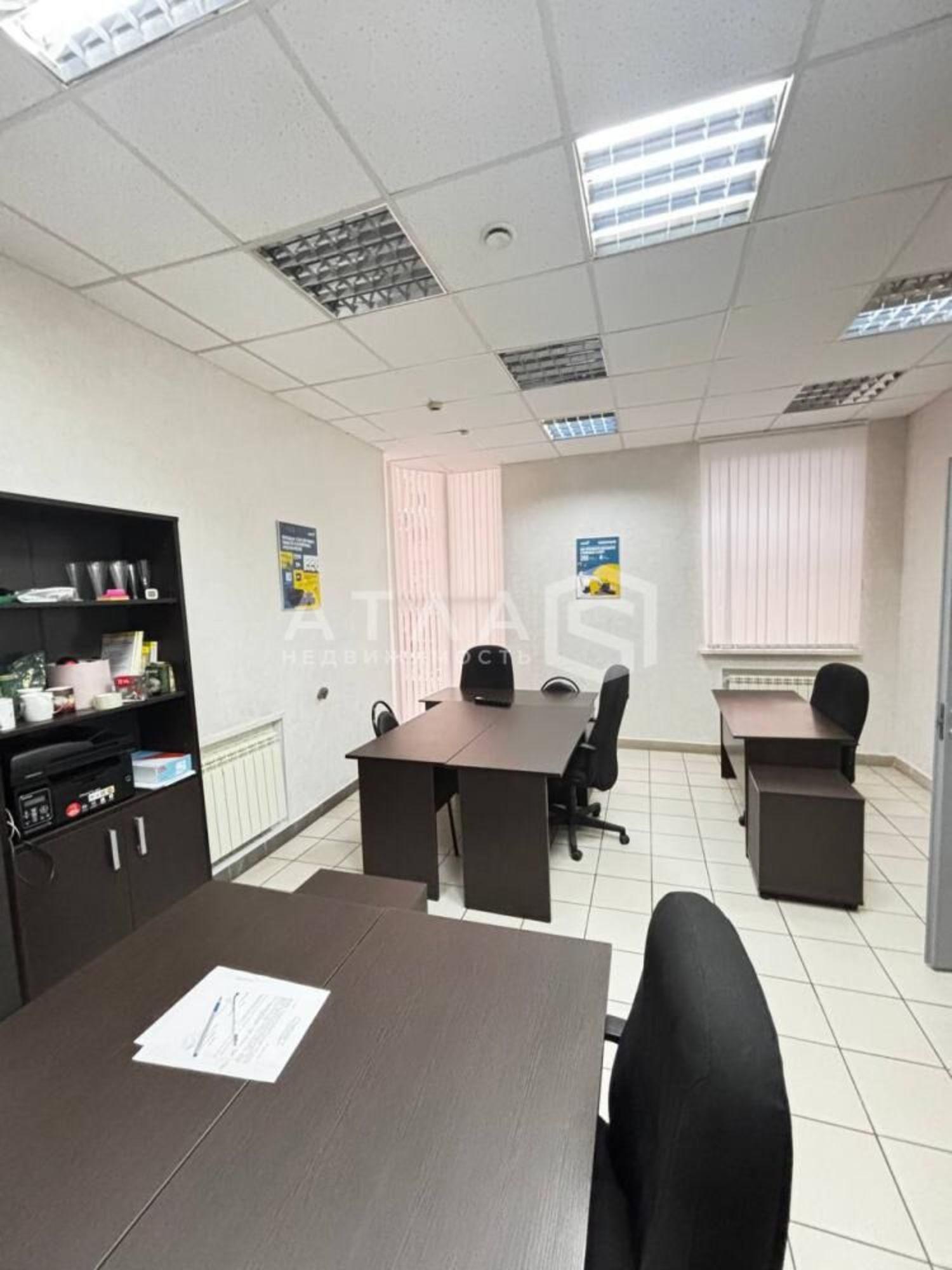 Сдать офис, помещение под офис за 42 000 рублей на Володарского ул, 22