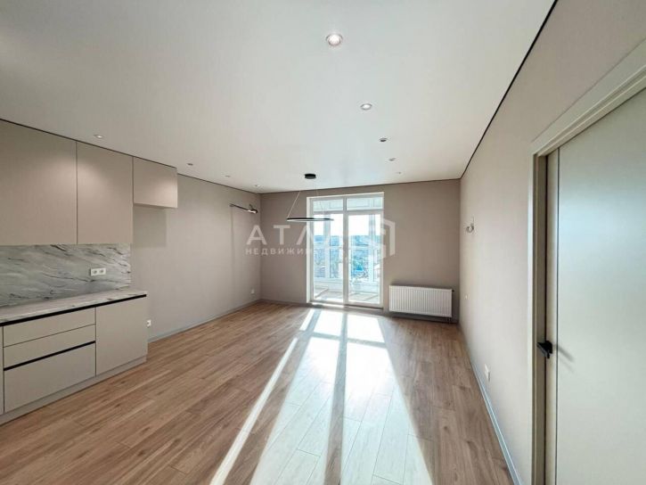 3-комн квартира Лозицкой ул, 1А