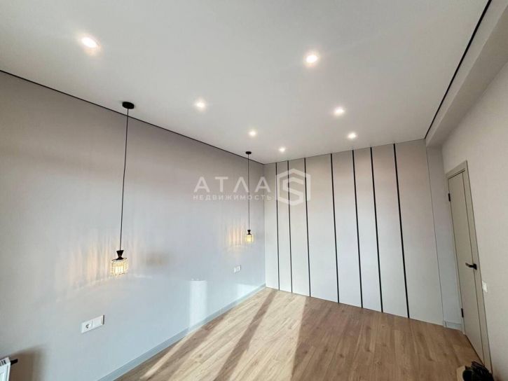 3-комн квартира Лозицкой ул, 1А