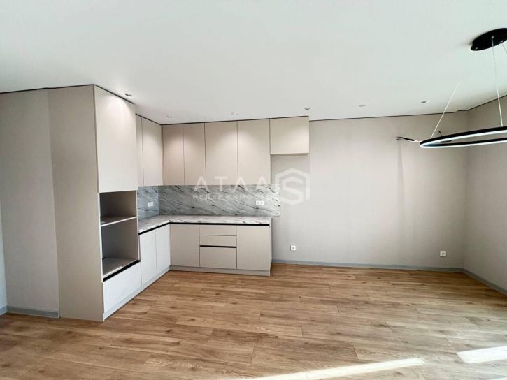 3-комн квартира Лозицкой ул, 1А